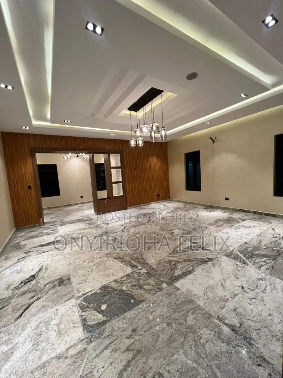 5bdrm Duplex in Karsana for sale