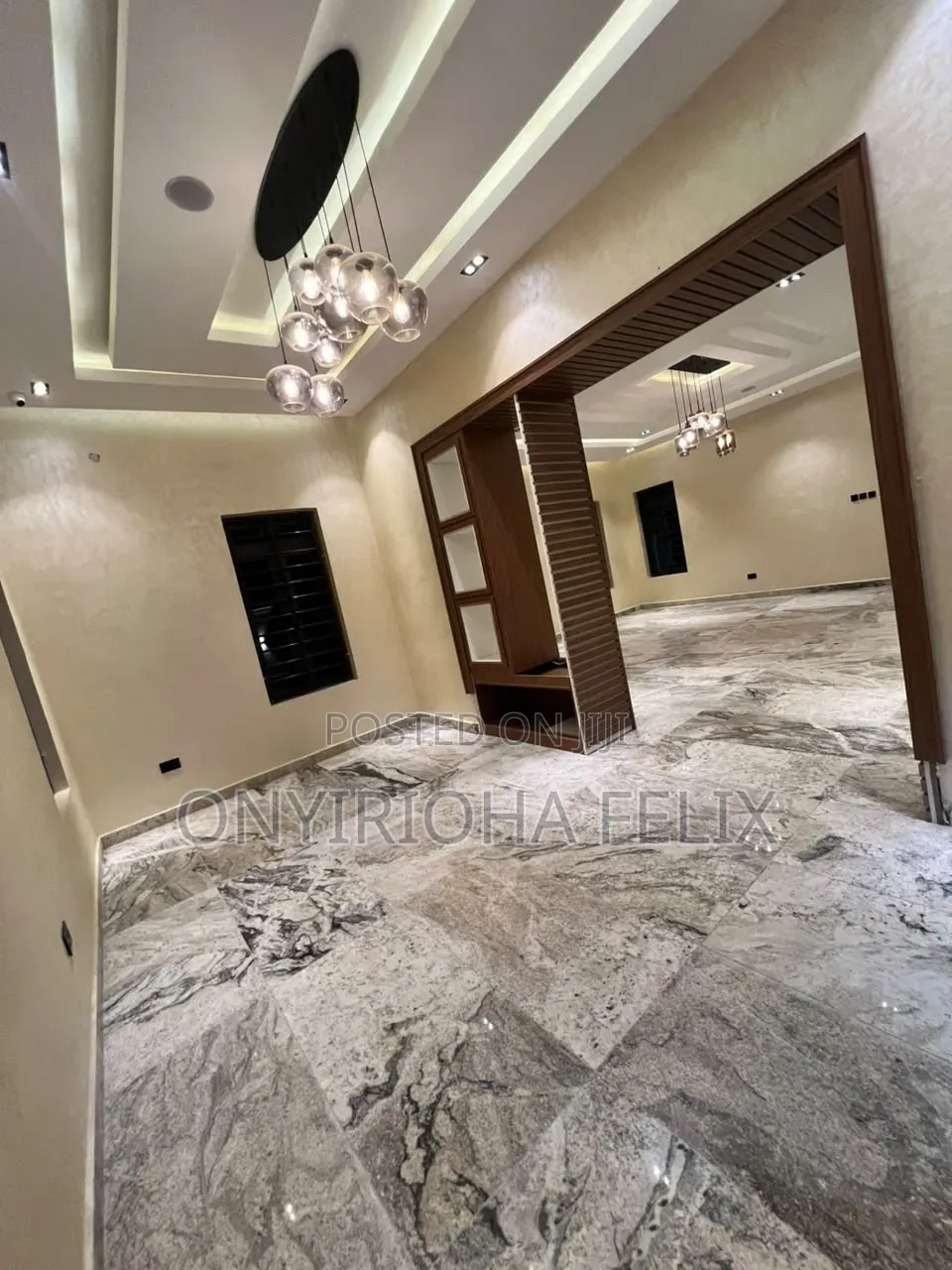 5bdrm Duplex in Karsana for sale