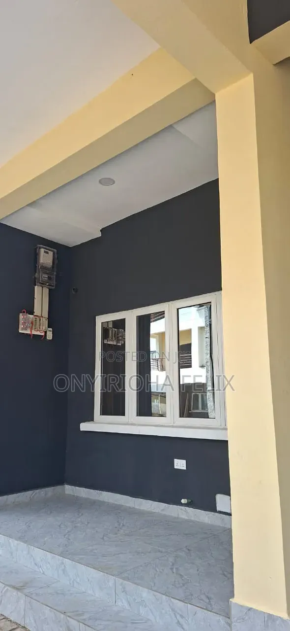 3bdrm Townhouse / Terrace in Paradise Estate Ii, Life Camp For Rent