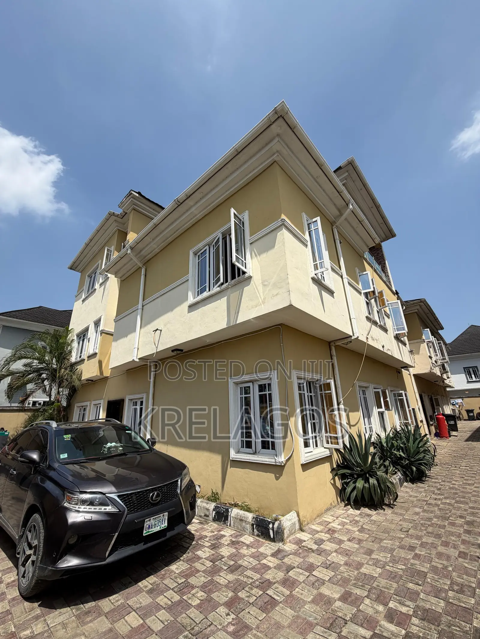 5bdrm Duplex in Sangotedo for rent