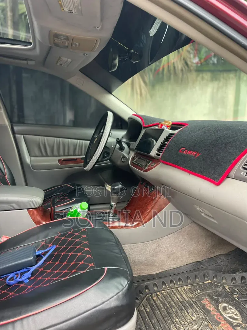 Toyota Camry 2005 Red