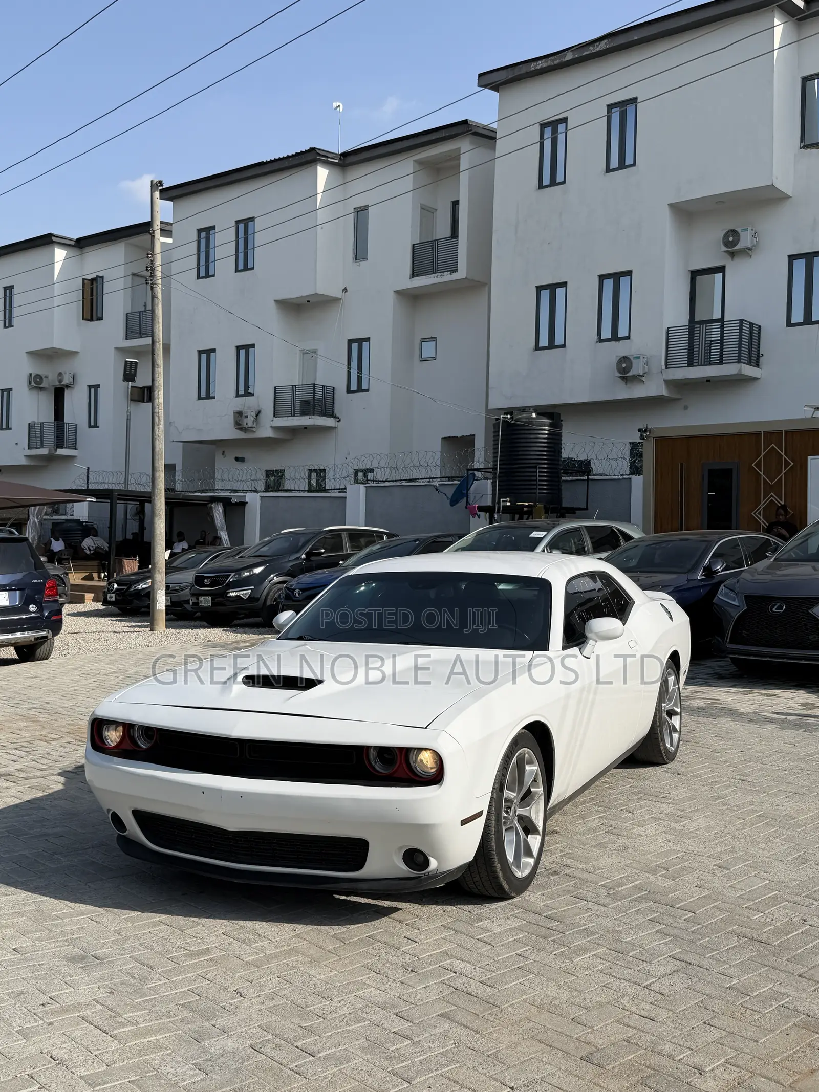 Dodge Challenger 2022 White
