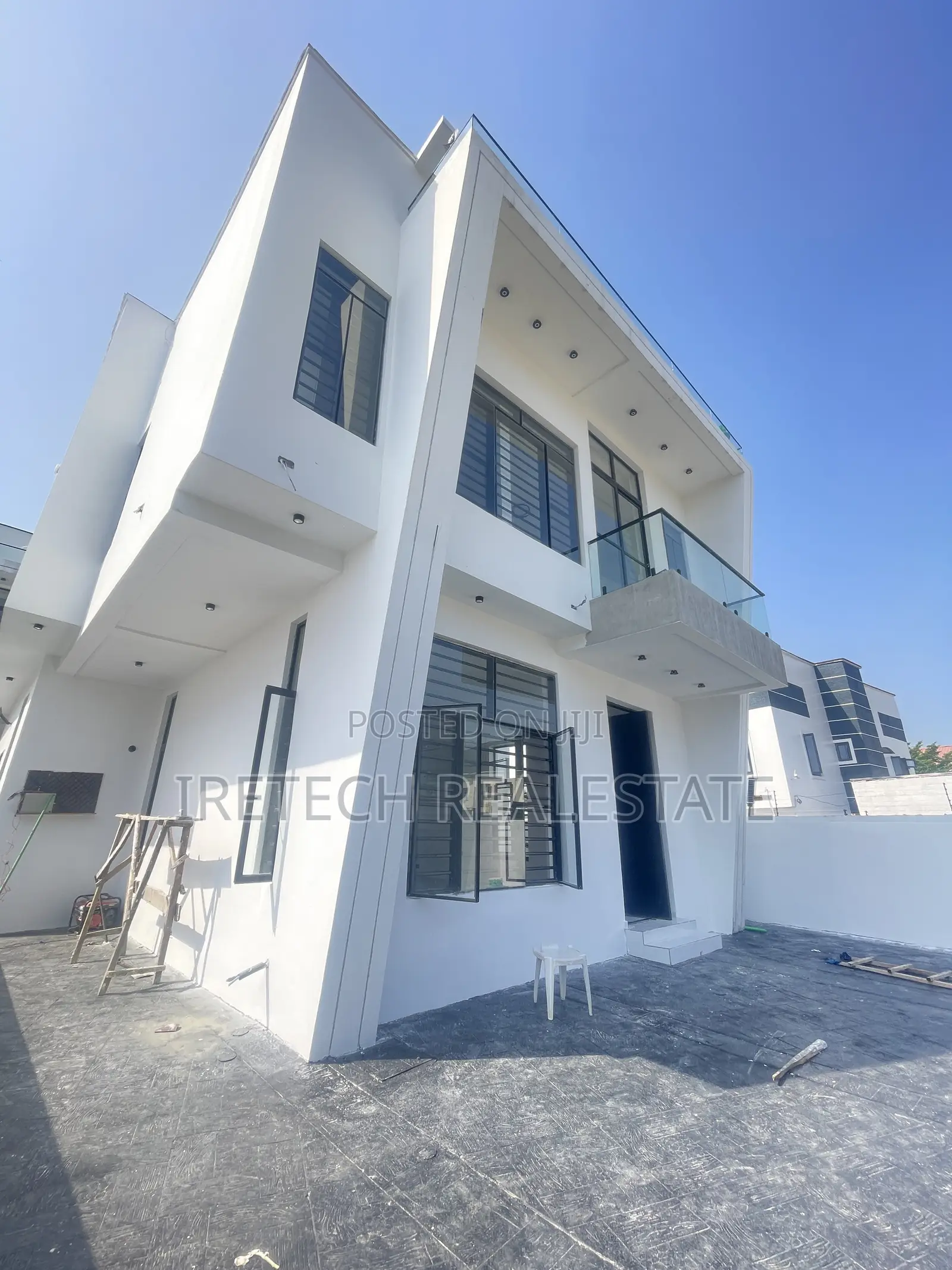 5bdrm Duplex in Ajah In A Gated, Olokonla for sale