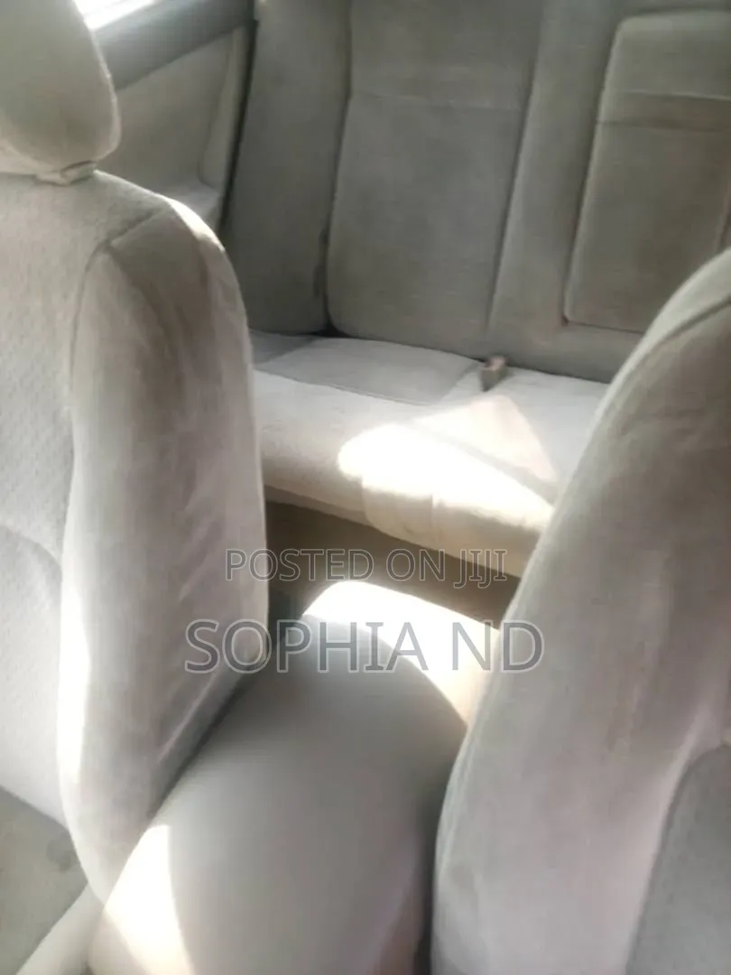 Toyota Camry 2004 Gold