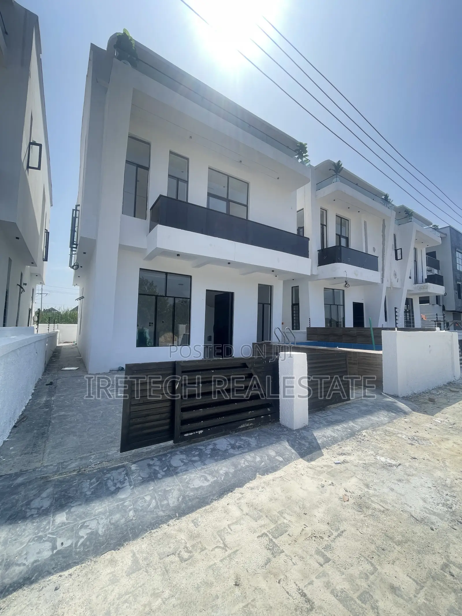 4bdrm Duplex in Ajah Secured Estate, Olokonla for sale