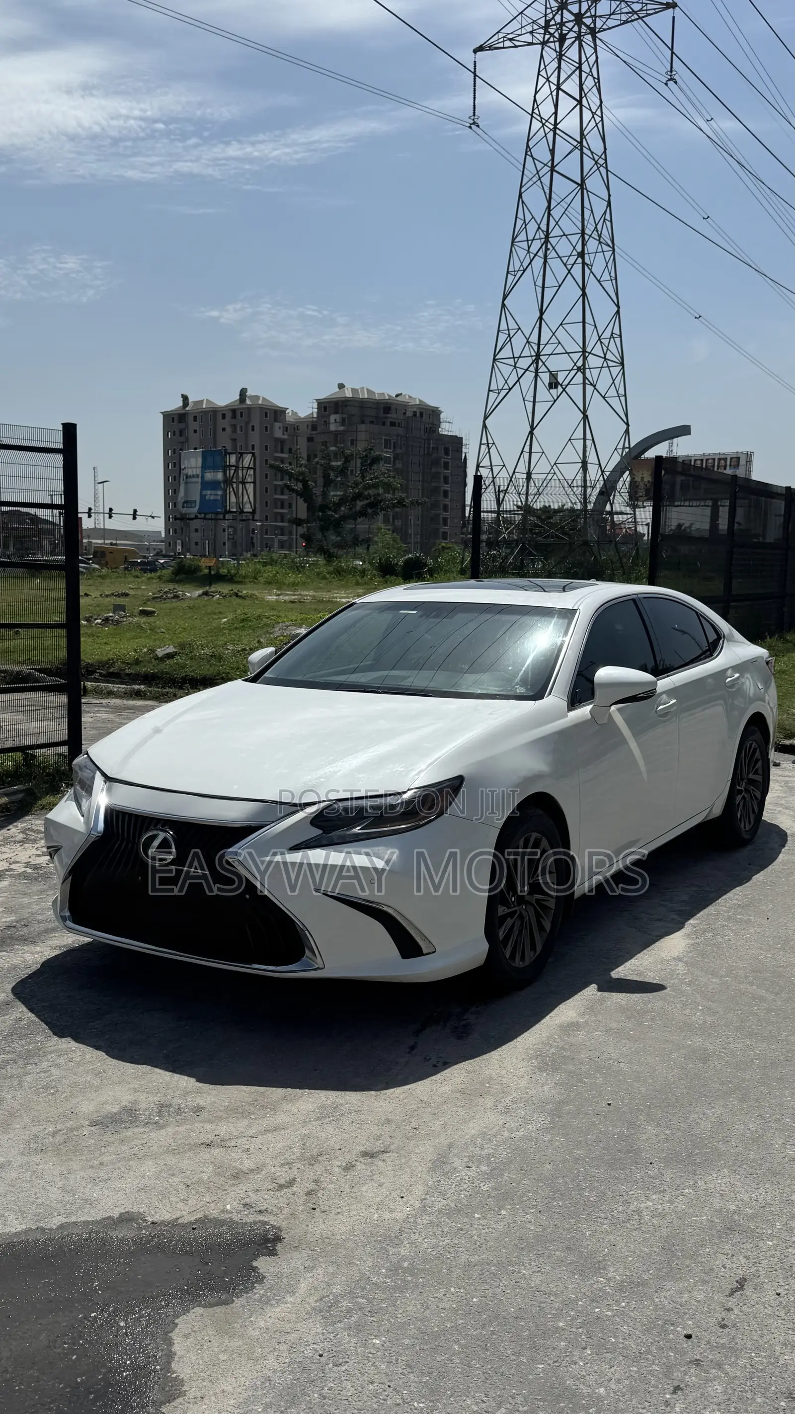 Lexus ES 350 FWD 2014 White