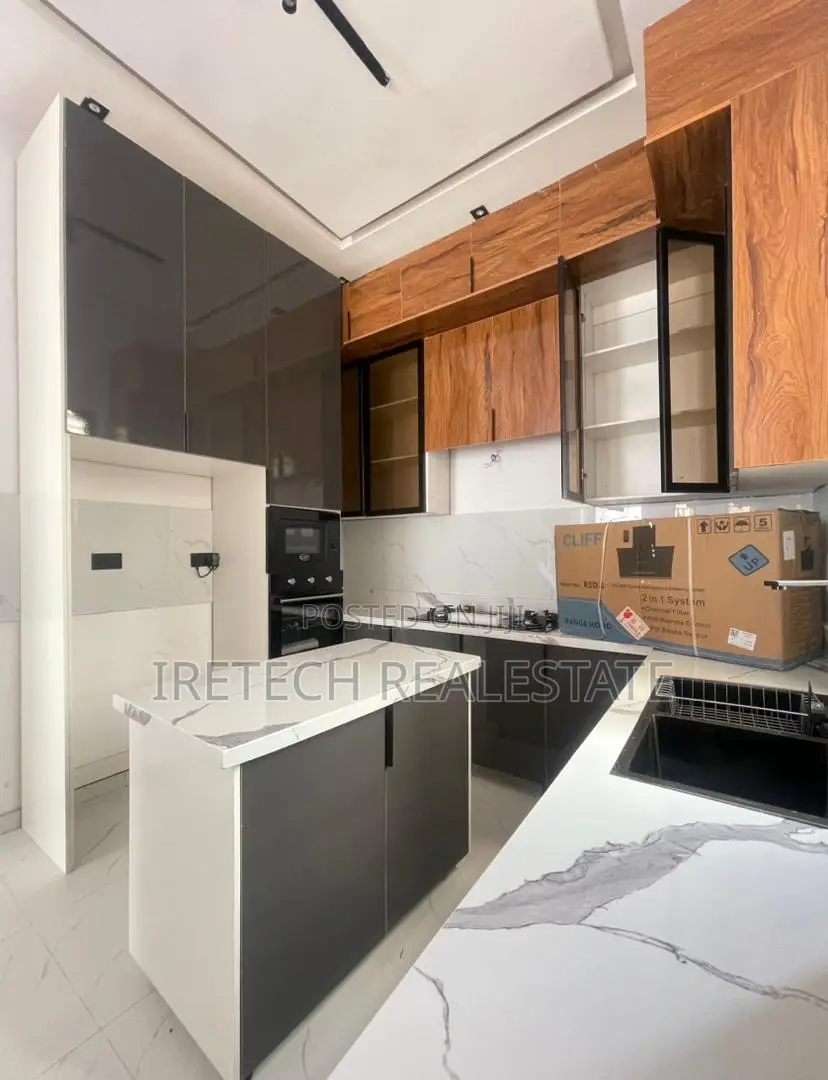 3bdrm Duplex in Ajah Secured Estate, Olokonla for sale