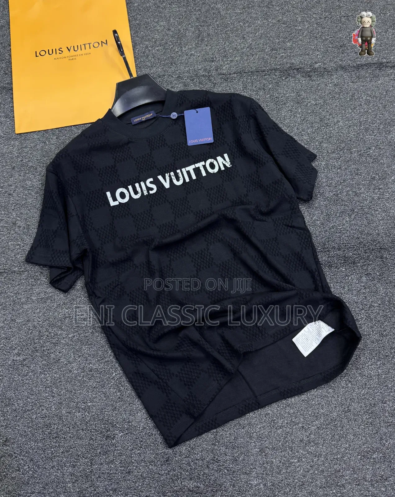 Top Quality Luxury Men's Round Neck Louis Vuitton Well Banded Package