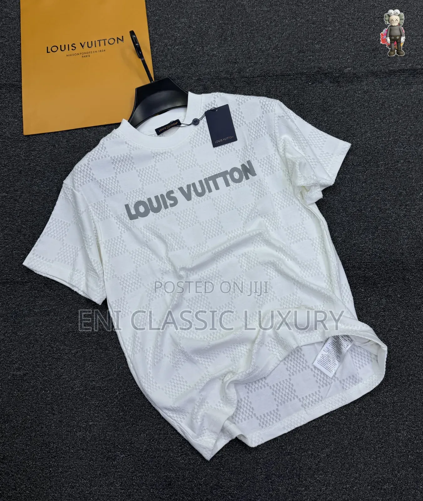 Top Quality Luxury Men's Round Neck Louis Vuitton Well Banded Package