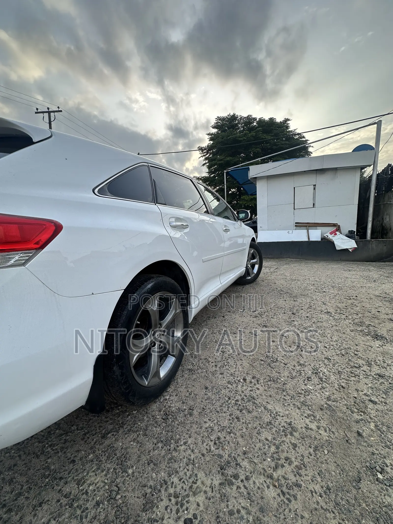 Toyota Venza V6 AWD 2010 White