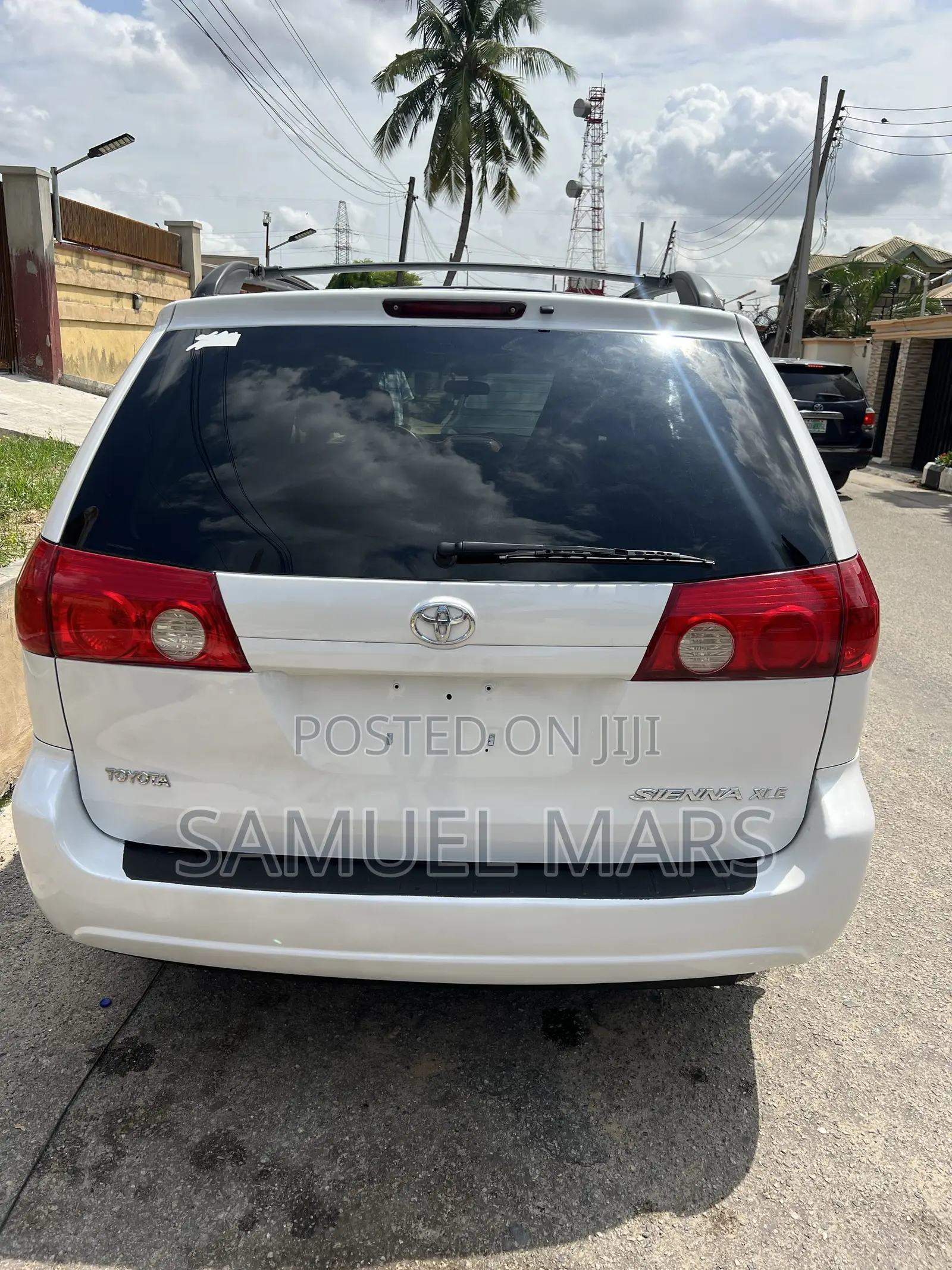 Toyota Sienna XLE 2008 White