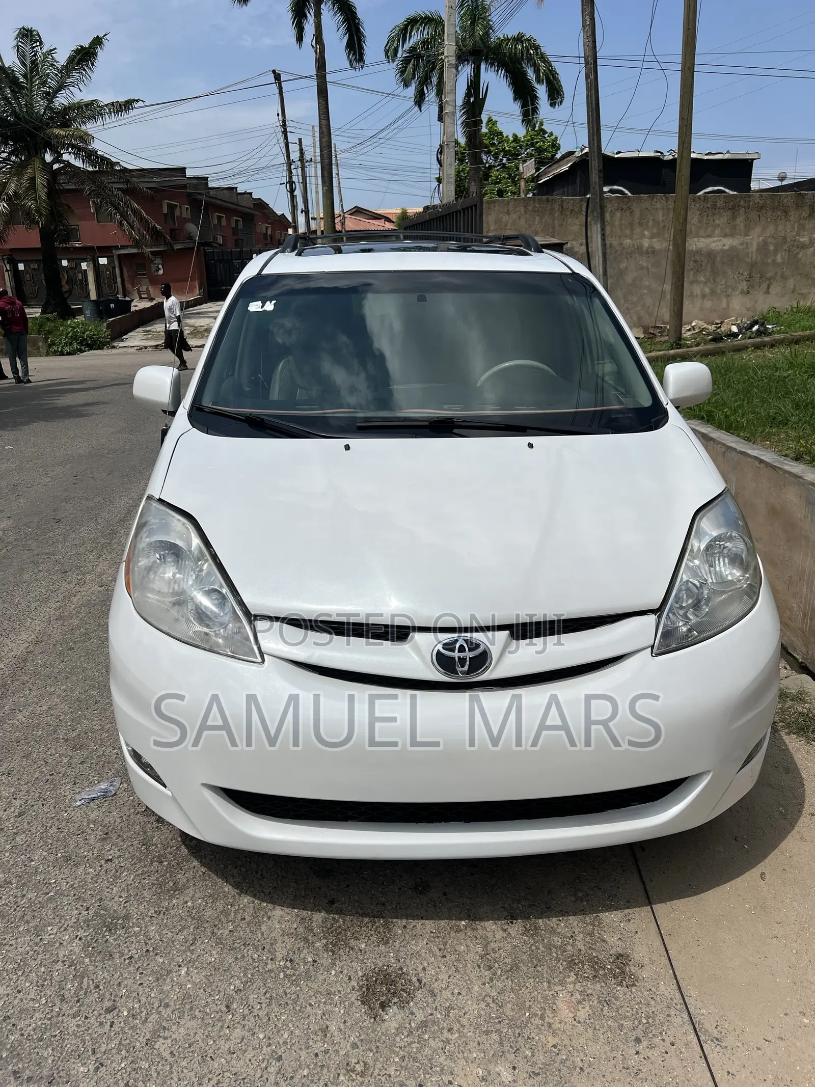 Toyota Sienna XLE 2008 White