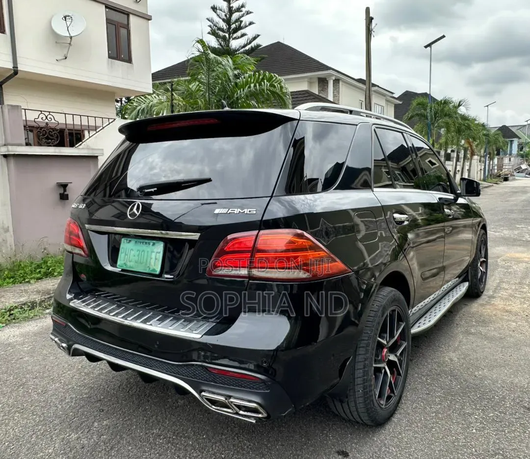 Mercedes-Benz GLE-Class 2018 Black
