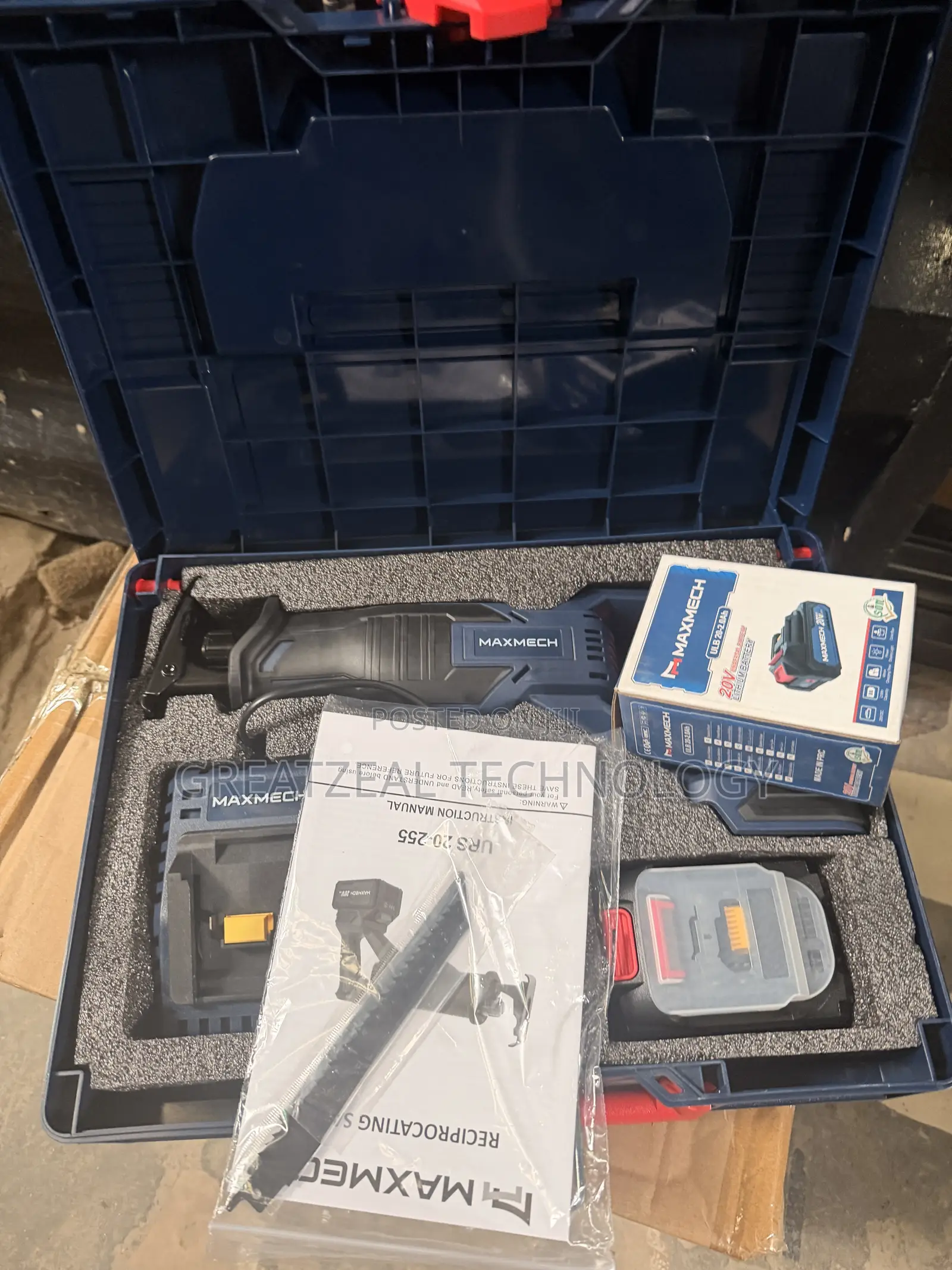 Cordless Reciprocating Saw
