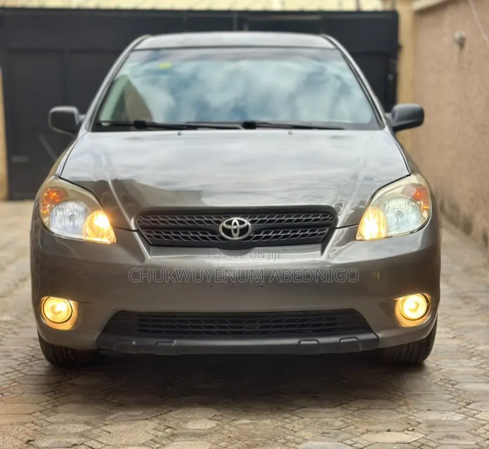 Toyota Matrix 2008 Gray
