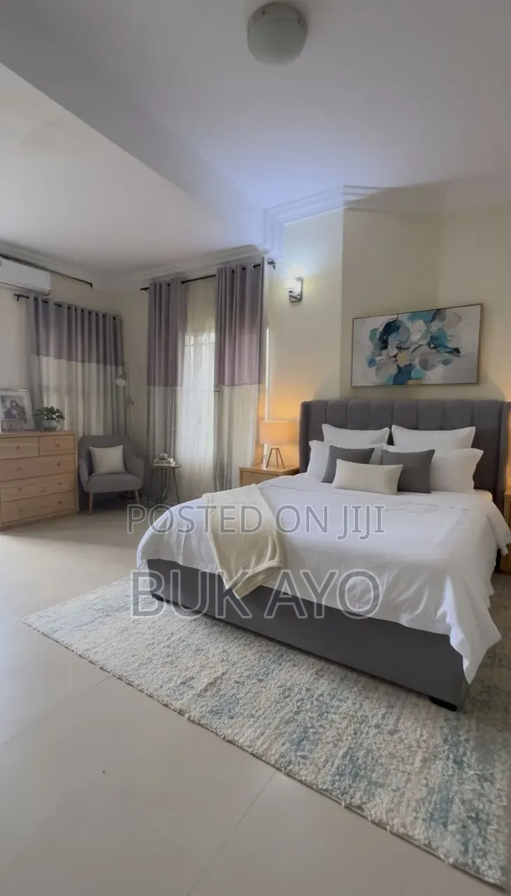 Furnished 4bdrm Apartment in Osborne Foreshore for rent
