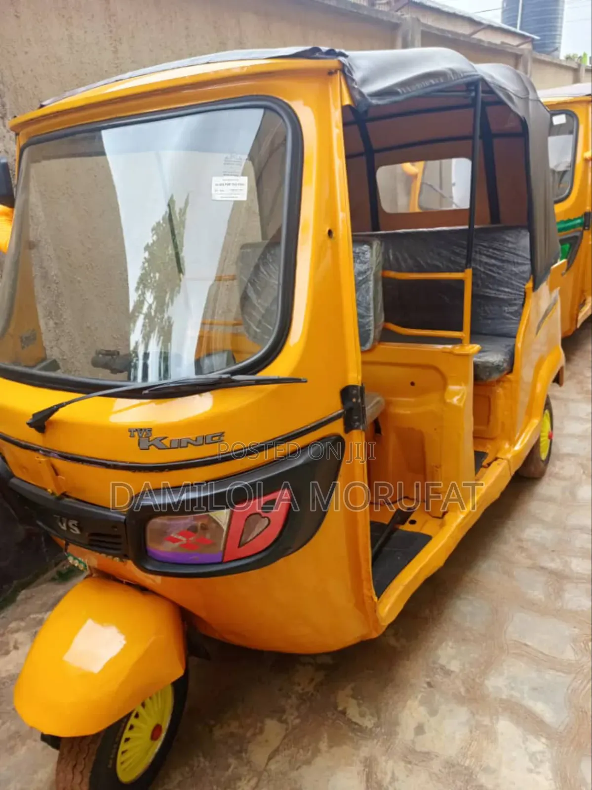 TVS Apache 180 RTR 2019 Gold