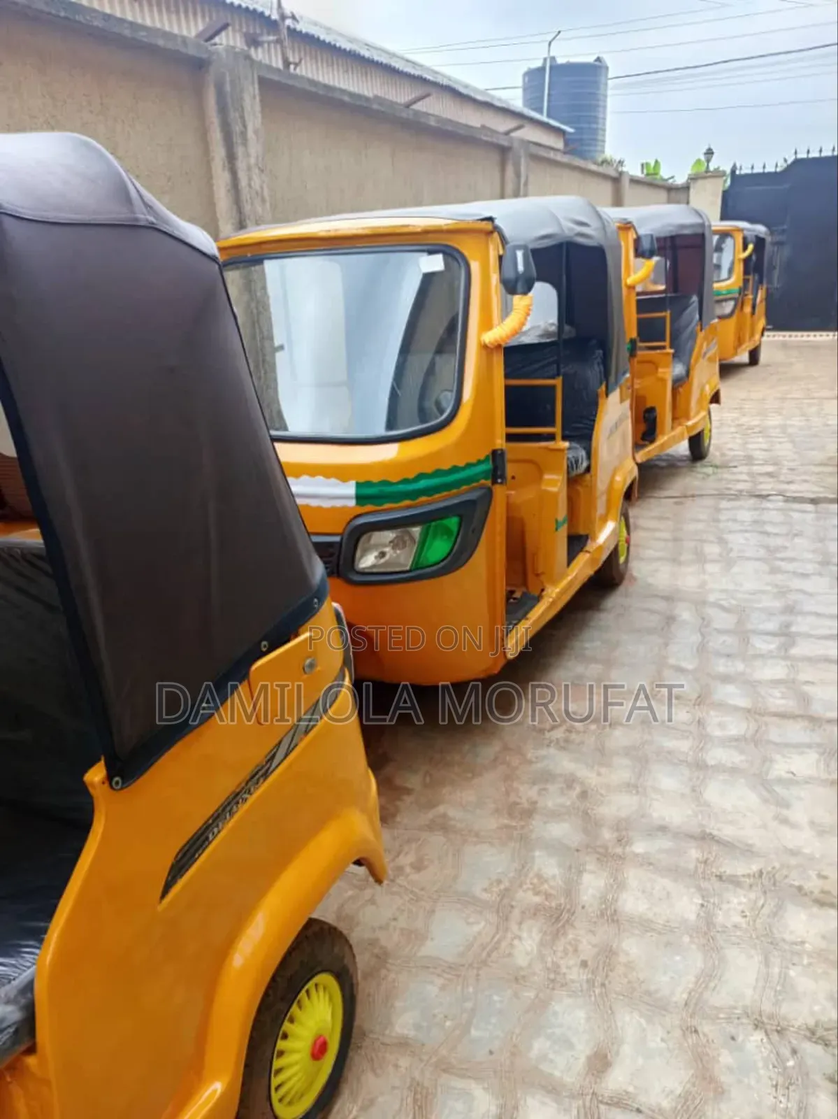 TVS Apache RTR 160 4V 2019 Gold