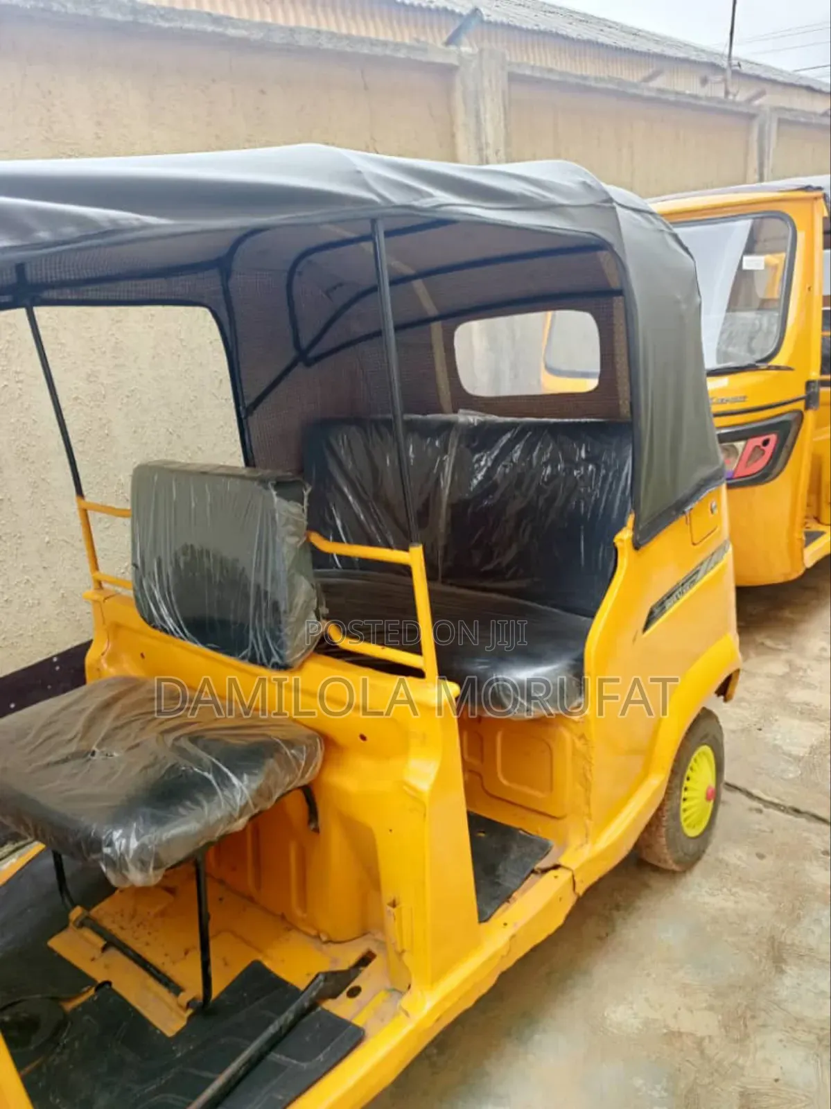 TVS Apache RTR 160 4V 2019 Gold