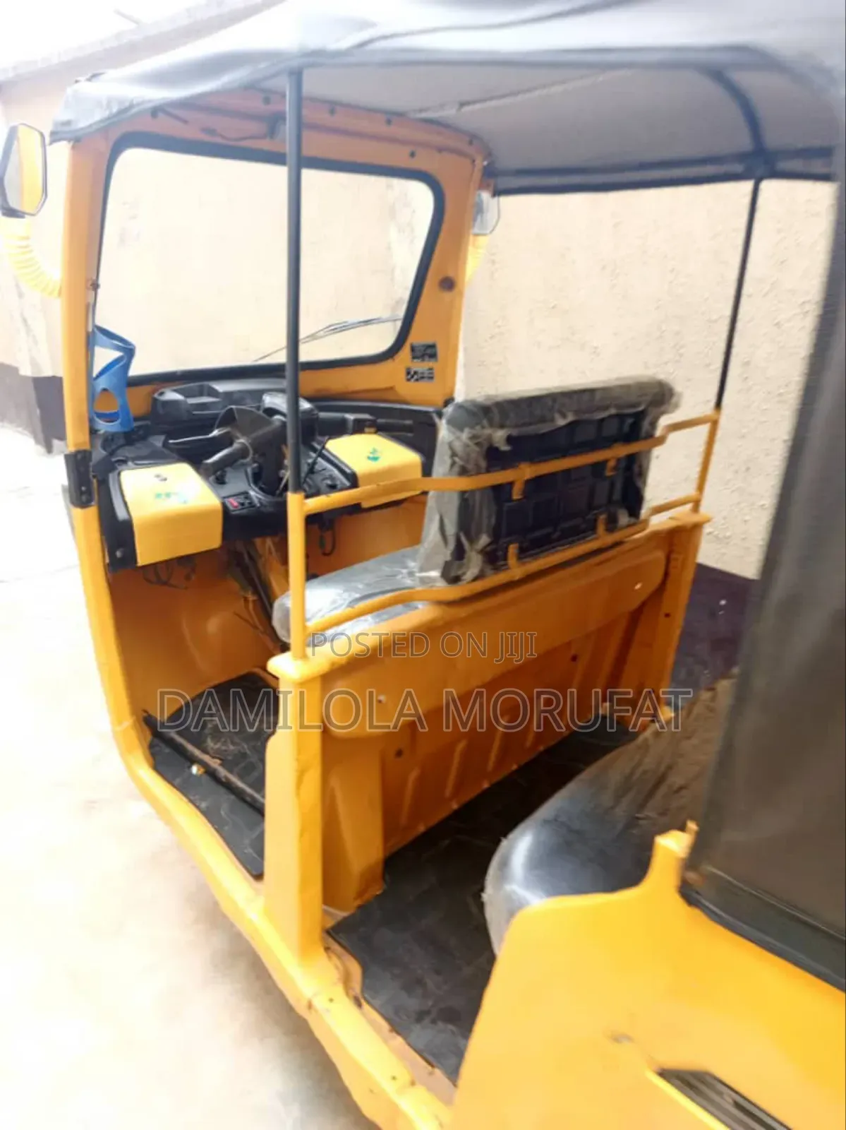 TVS Apache RTR 160 4V 2019 Gold