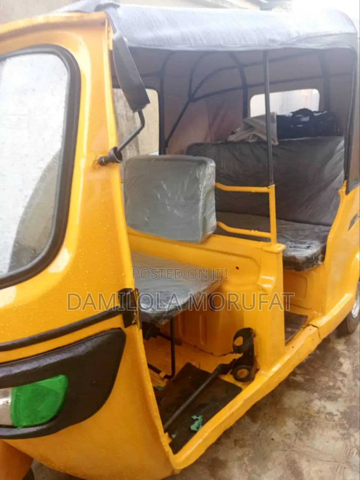 TVS Apache RTR 160 2V ABS 2019 Gold
