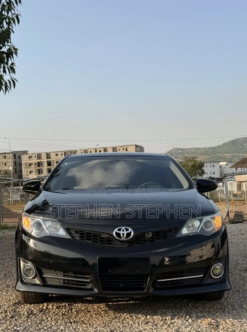 Toyota Camry 2014 Black