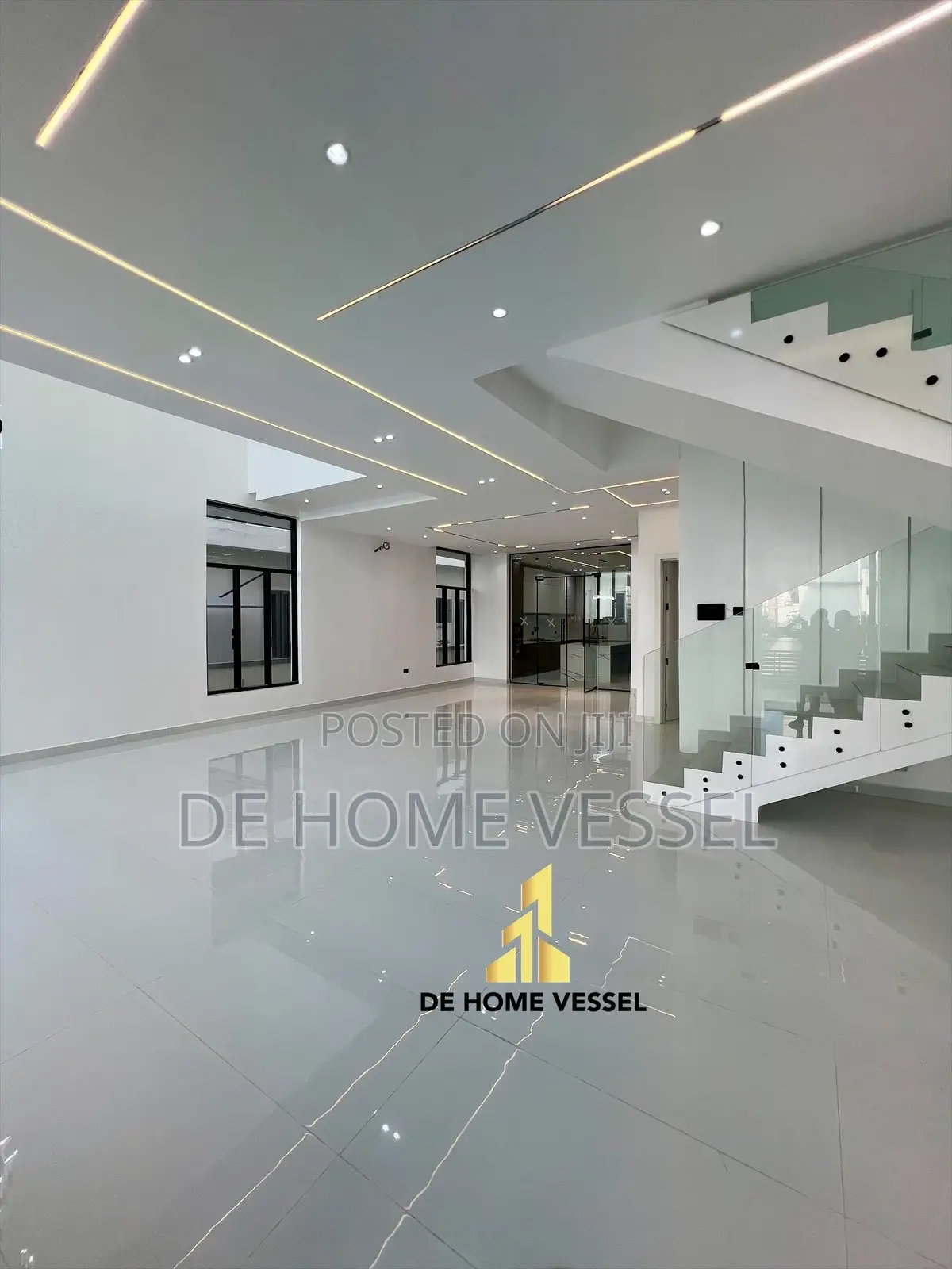 5bdrm Duplex in Lekki for sale