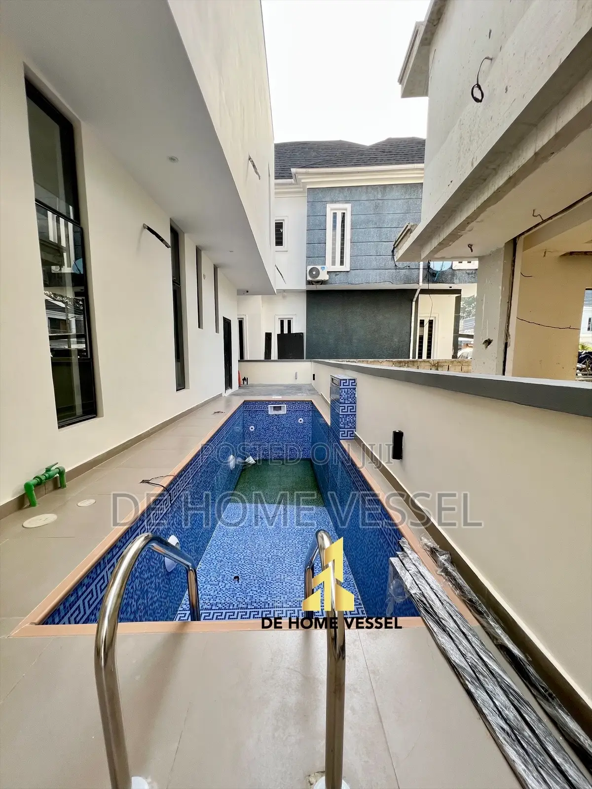 5bdrm Duplex in Lekki for sale