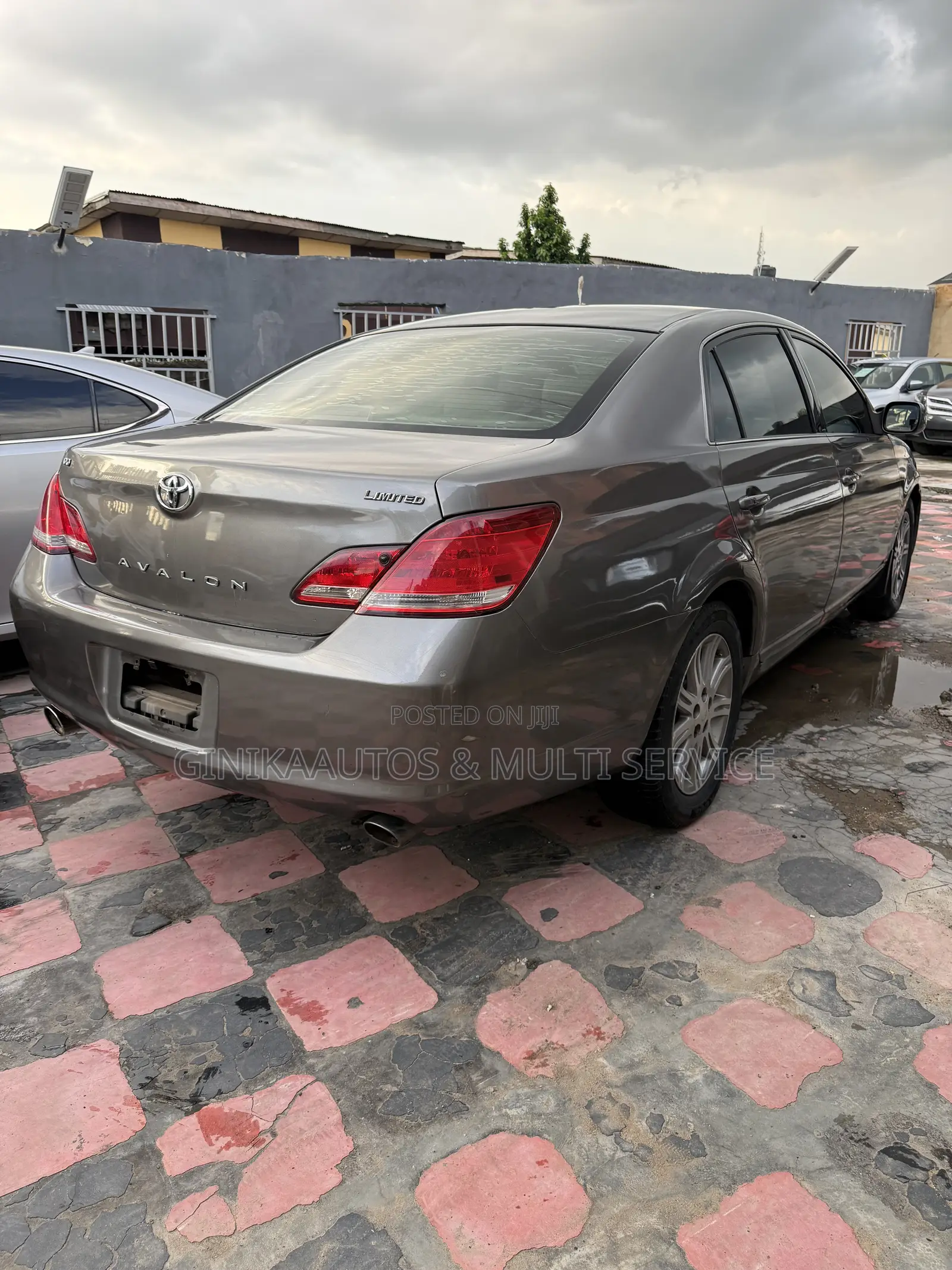 Toyota Avalon Limited 2006 Gray