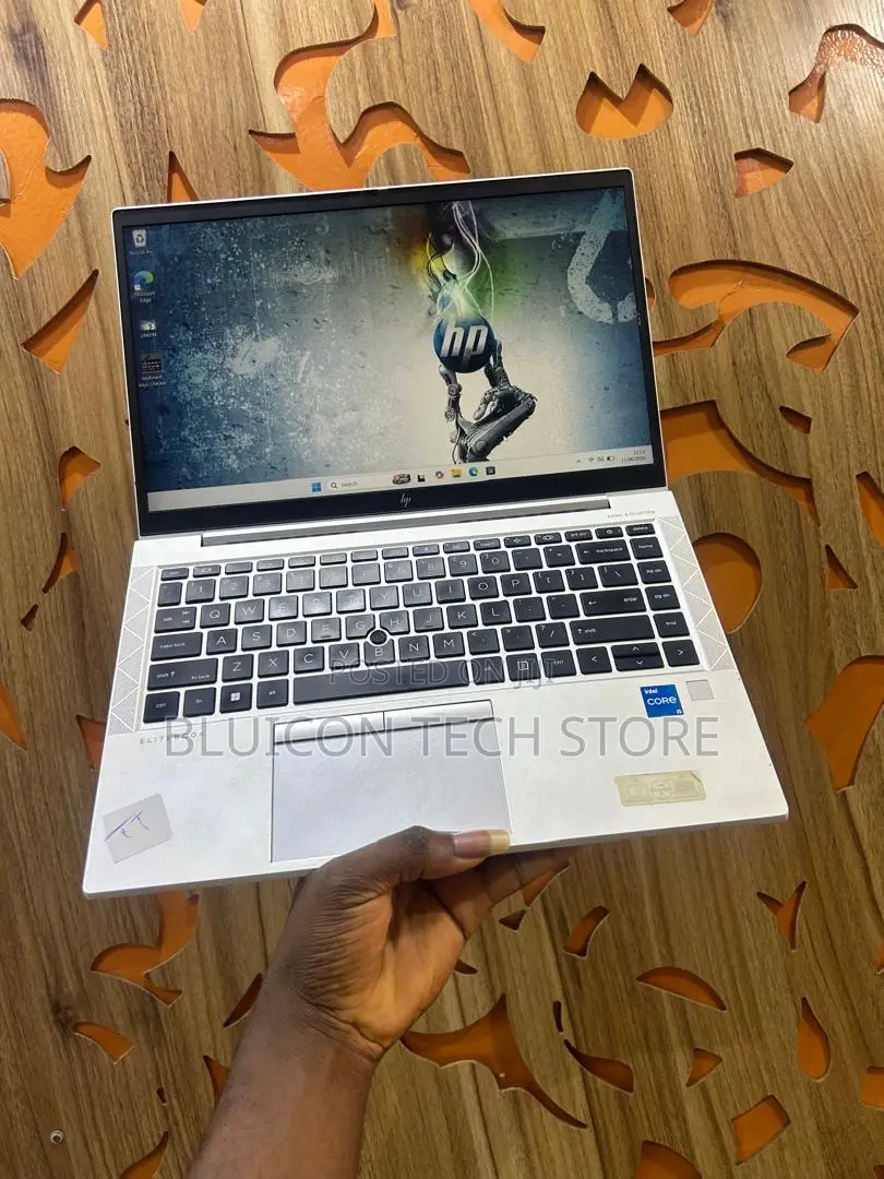 Laptop HP EliteBook 840 G8 8GB Intel Core i5 SSD 256GB