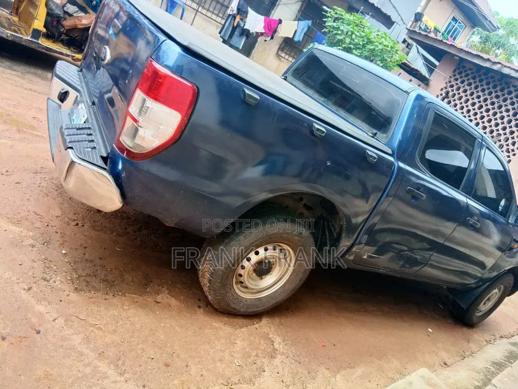 Ford Ranger 2011 Blue