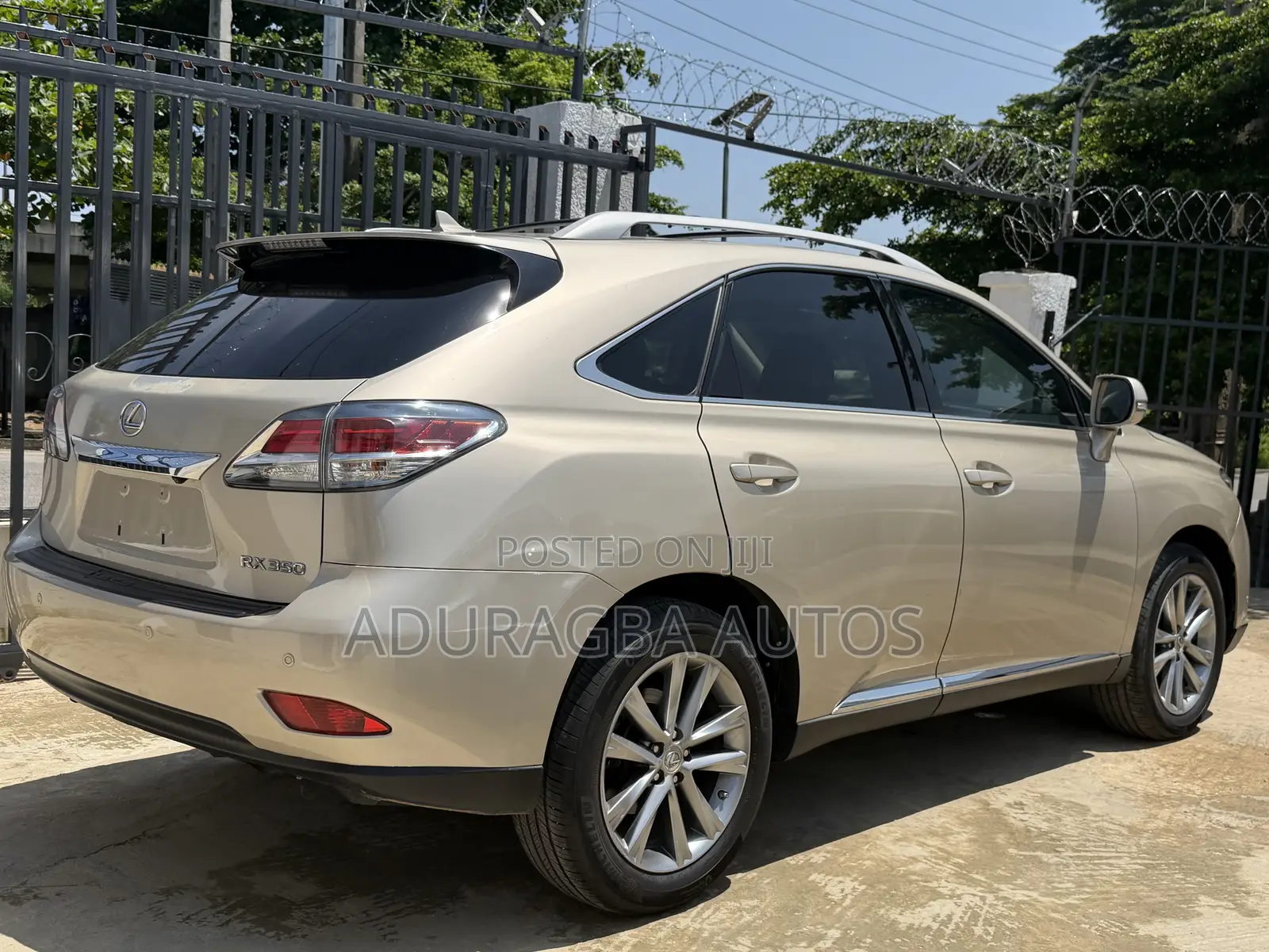 Lexus RX 350 FWD 2013 Gold