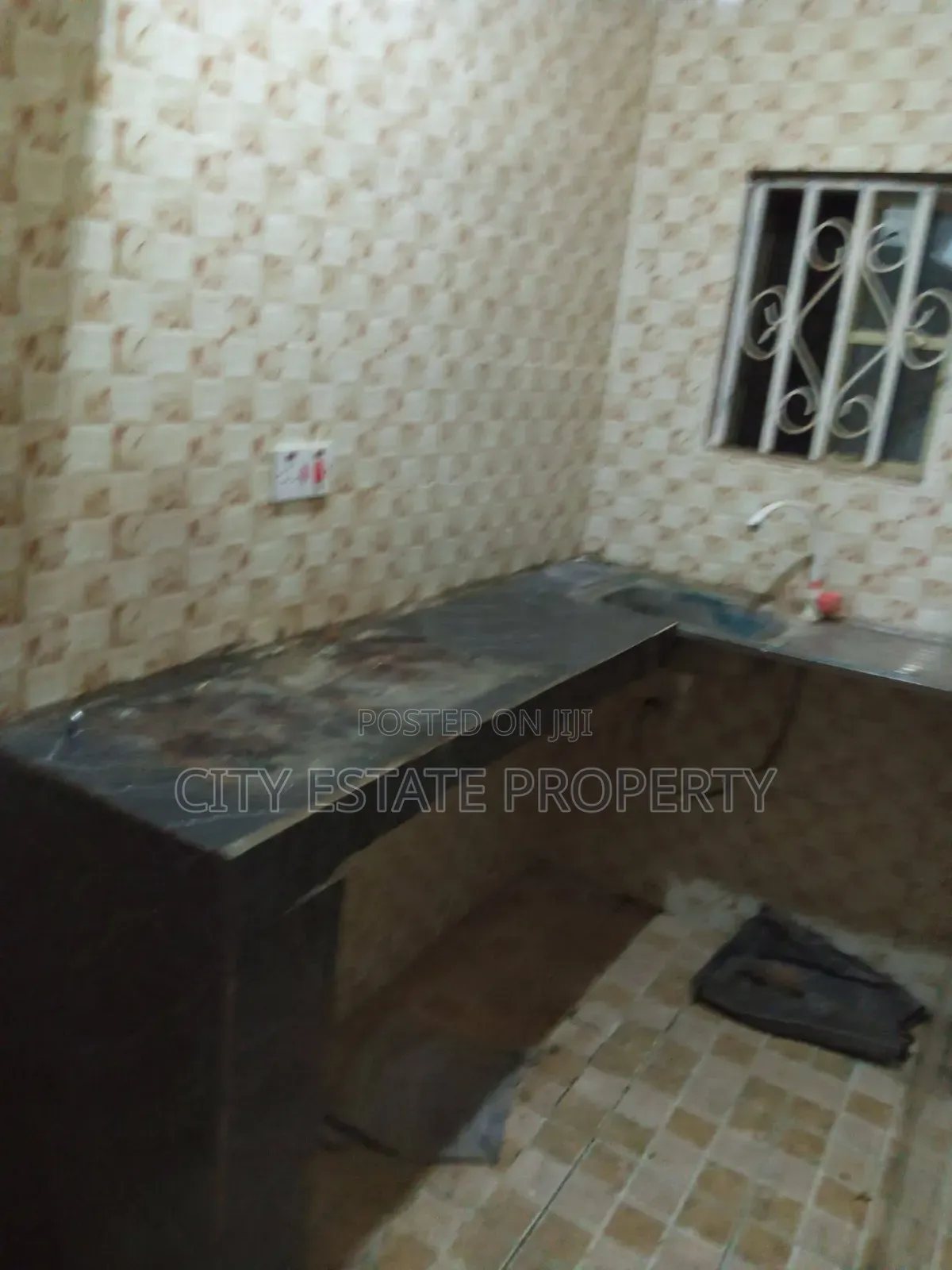 Studio Apartment in City Estate, Sabon Lugbe for rent