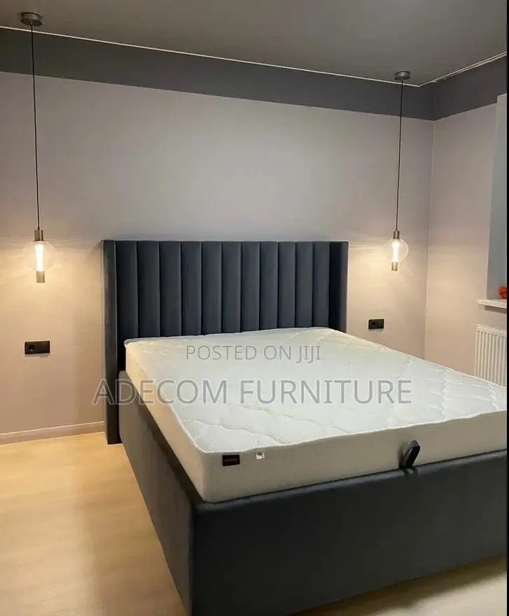 Bedframe 4and Half by 6 Payment on Delivery
