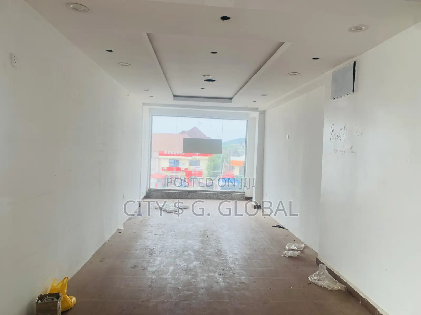Space in Gwarinpa Giym Office Showroom