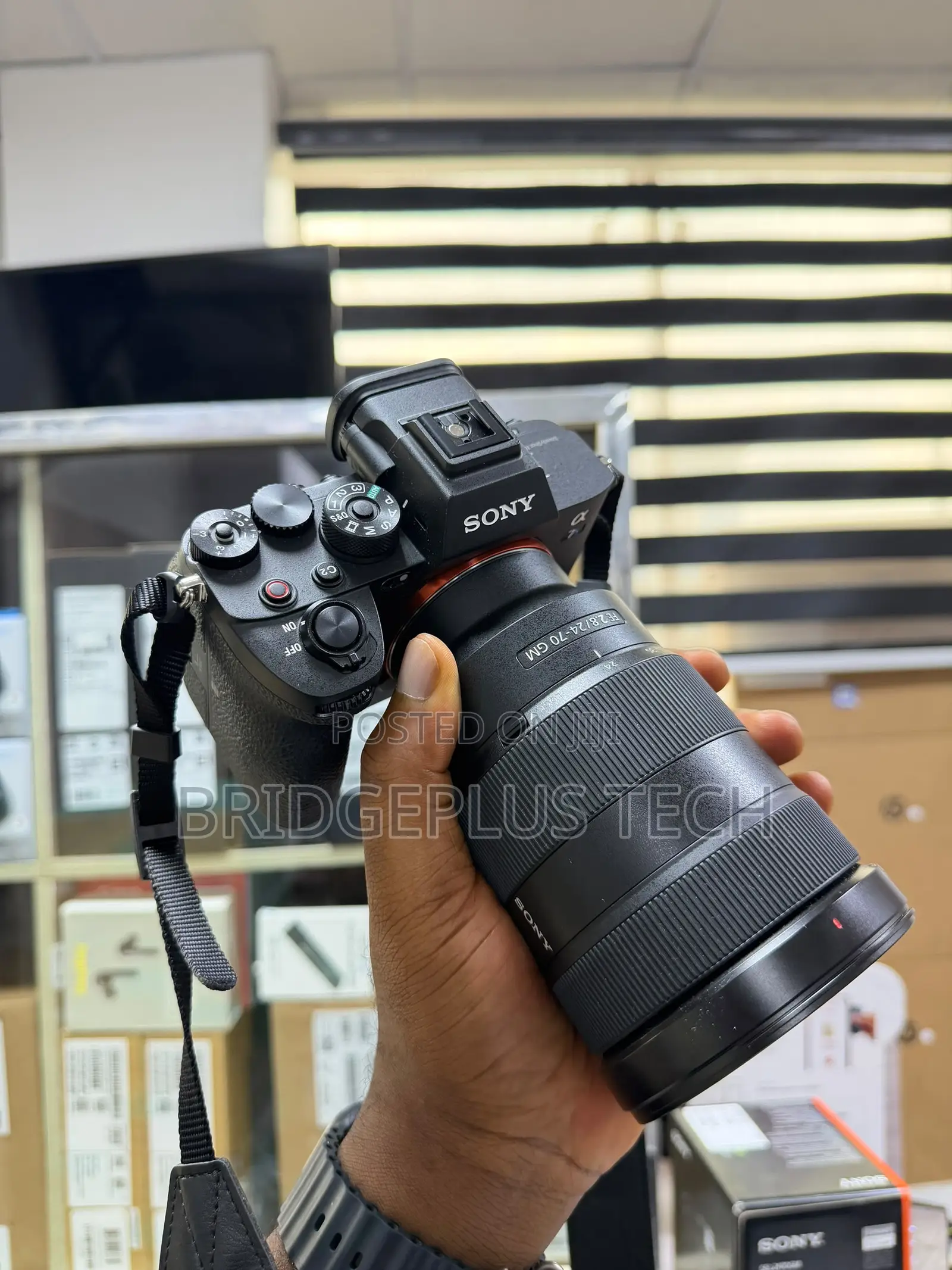 Sony A7s LLL Camera + Sony Fe 24 - 70mm Gm Lens