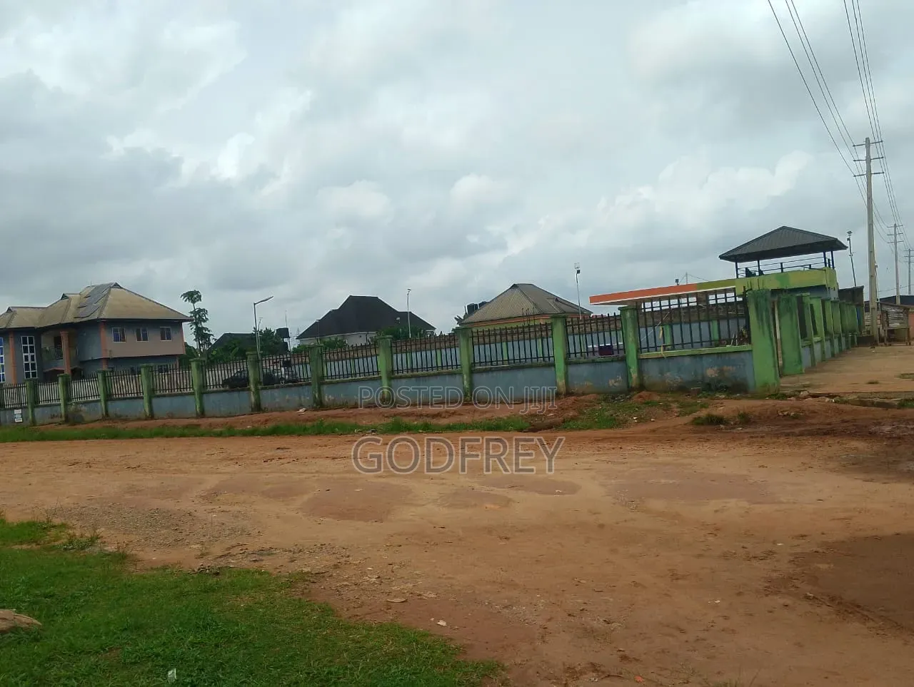 2 Plot of Land