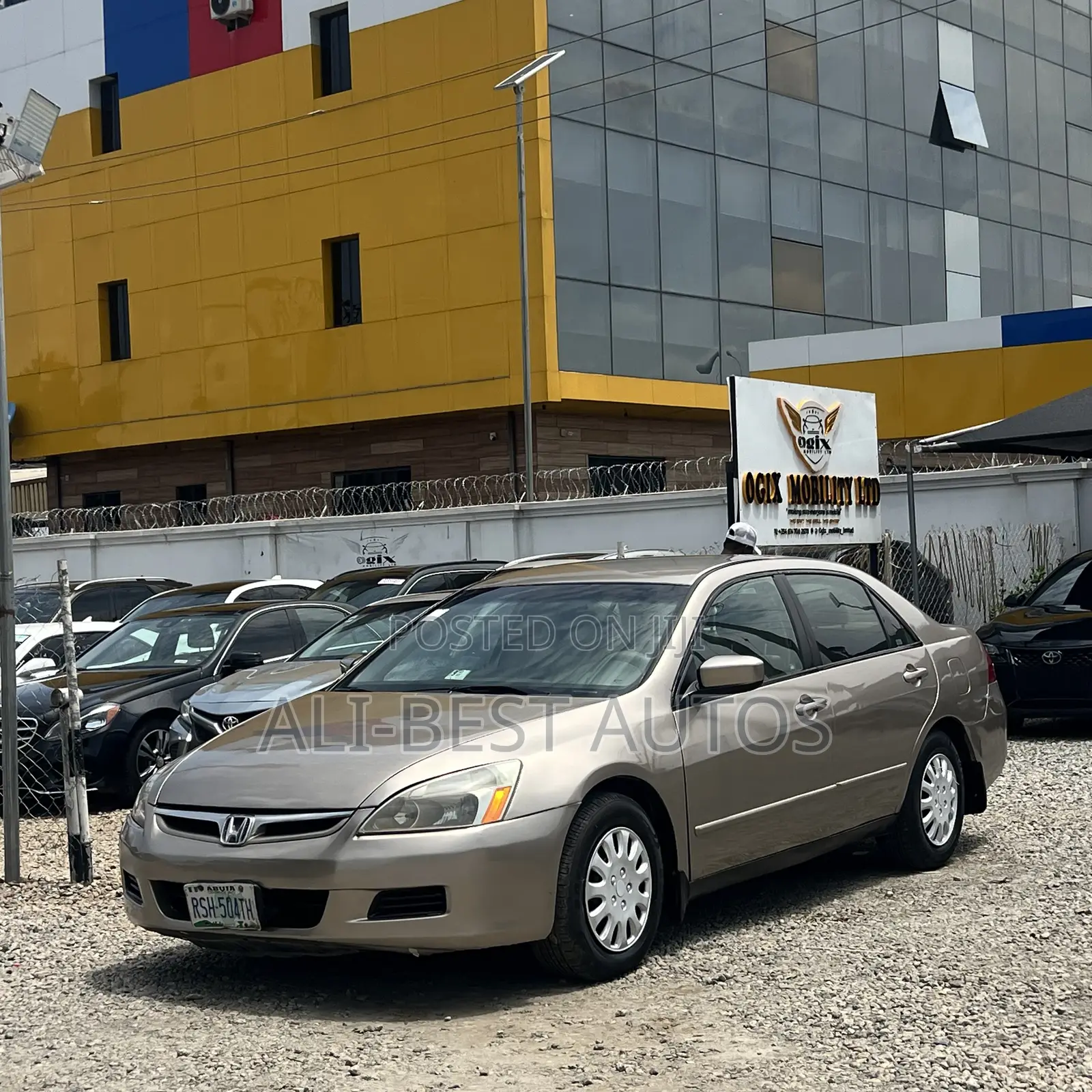 Honda Accord 2007 Gold