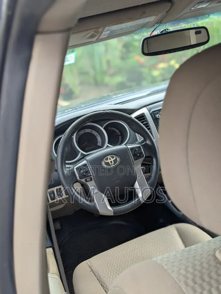 Toyota Tacoma 2014 Blue
