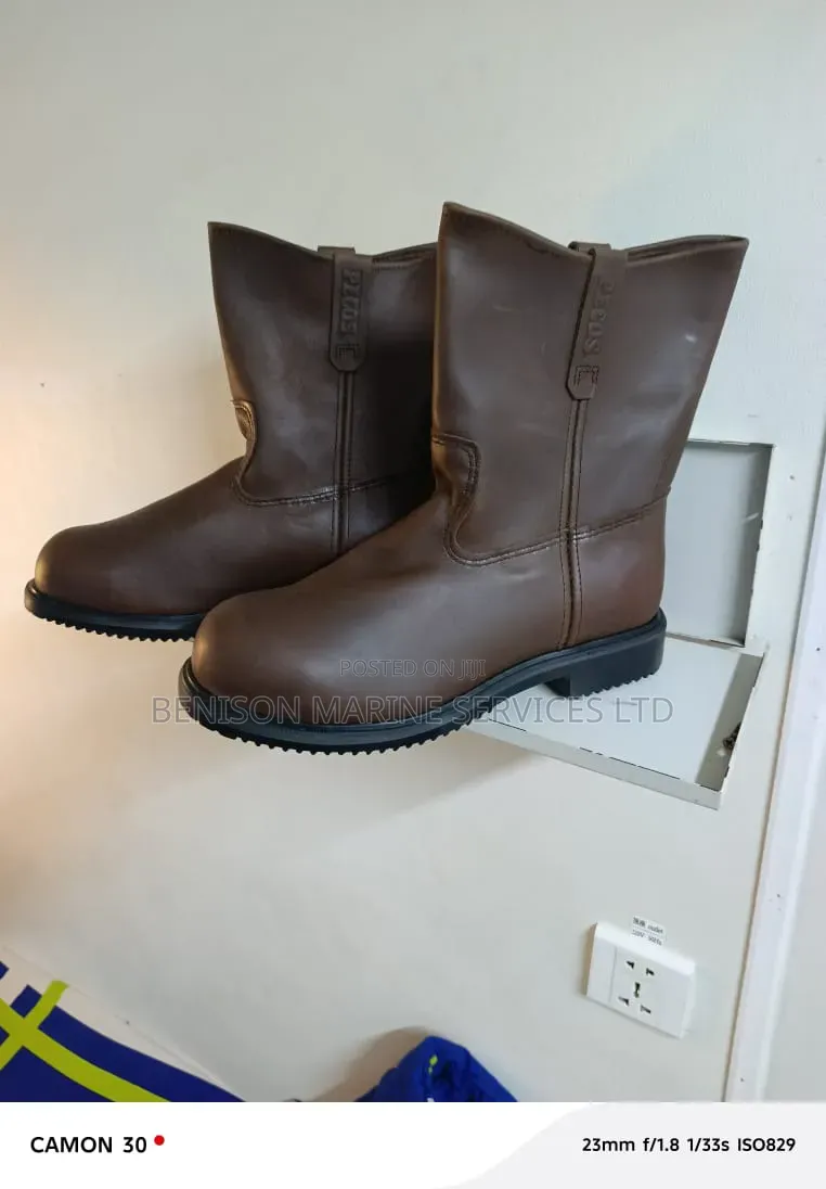 Red Wings Safety Shoe