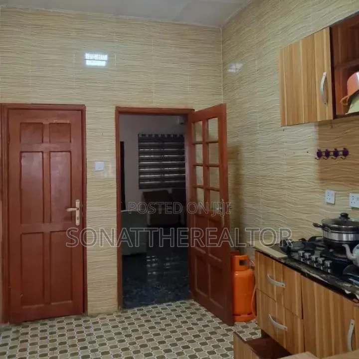 3bdrm Apartment in Akala Express for rent