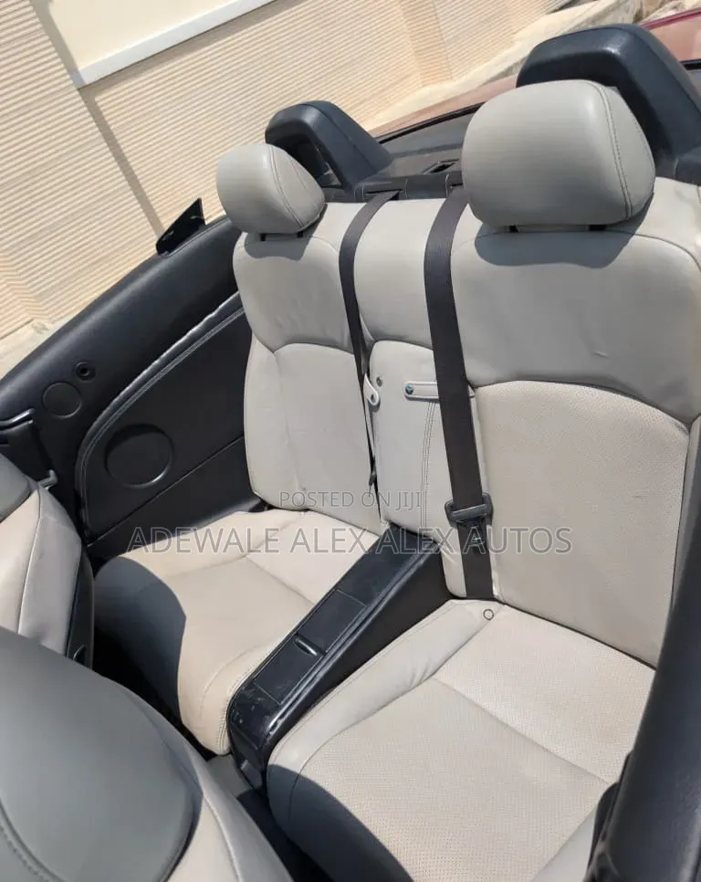 Lexus IS 350 C 2011 Burgundy