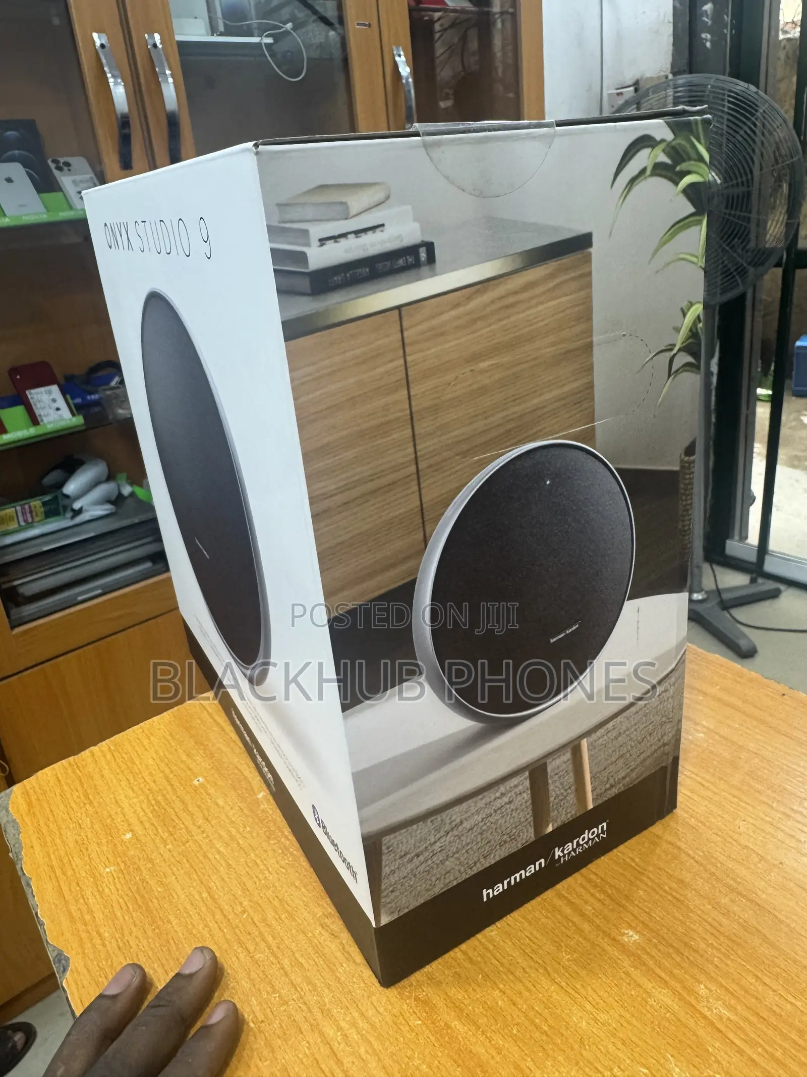 Brand New Onyx Studio 9