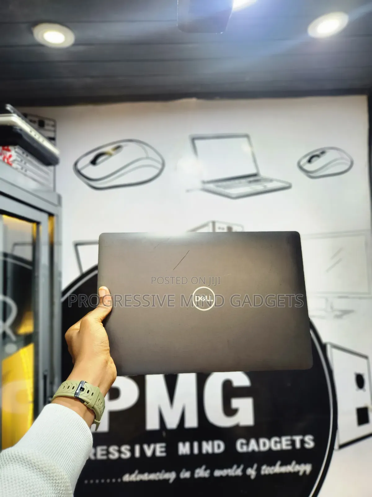 Laptop Dell Latitude 5501 8GB Intel Core i7 SSD 256GB