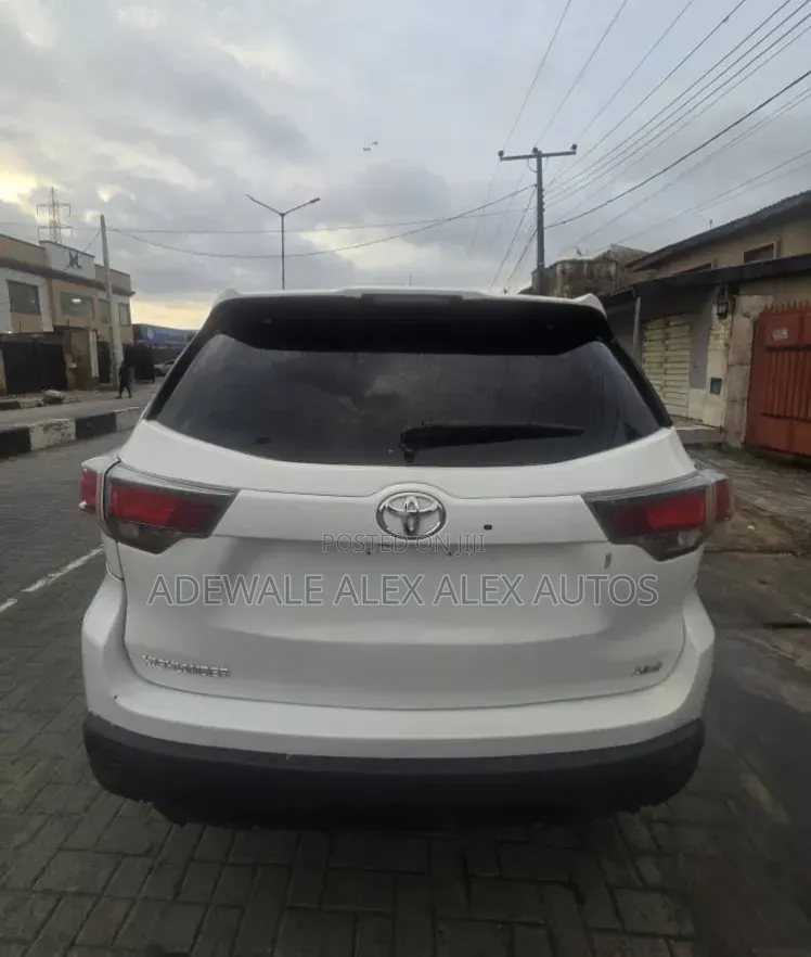 Toyota Highlander 2015 White