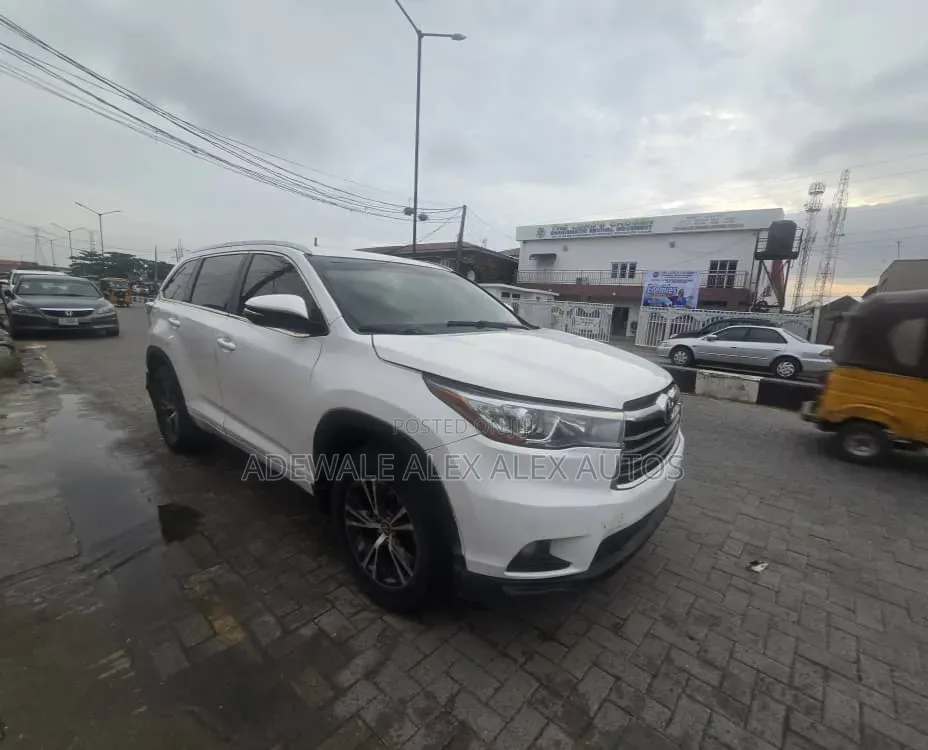 Toyota Highlander 2015 White