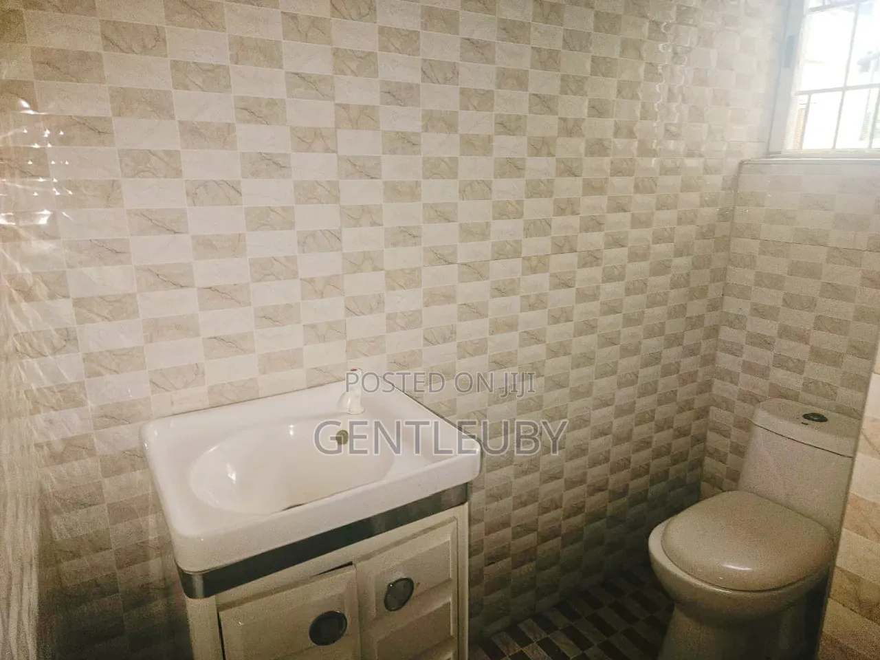2bdrm Apartment in Idado Estate, Lekki Phase 1 for rent