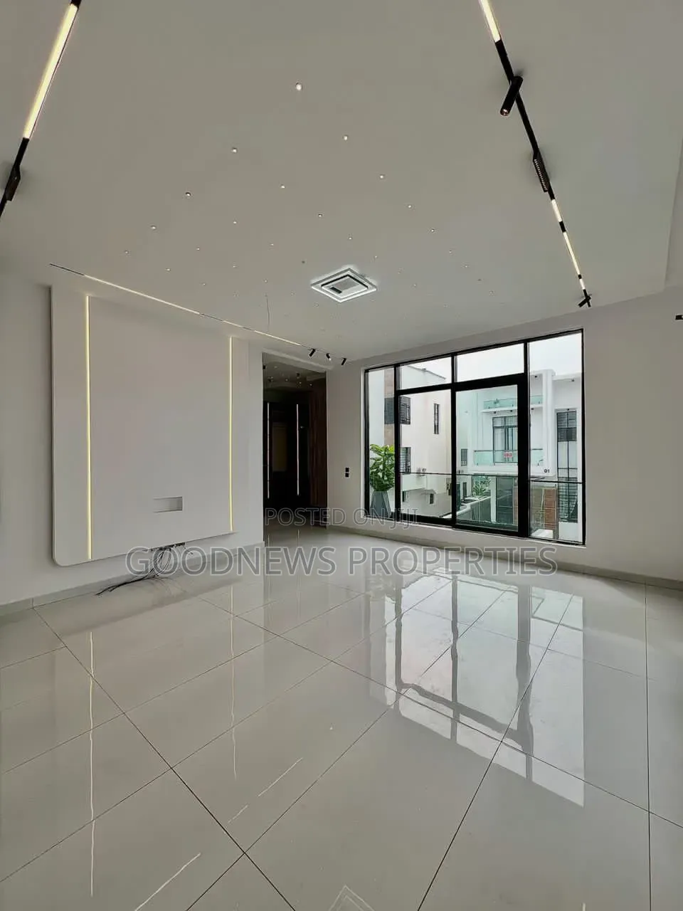 5bdrm Duplex in Chevron, Lekki Lagos for sale