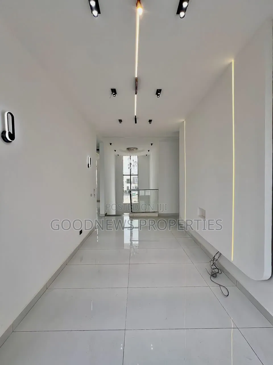 5bdrm Duplex in Chevron, Lekki Lagos for sale