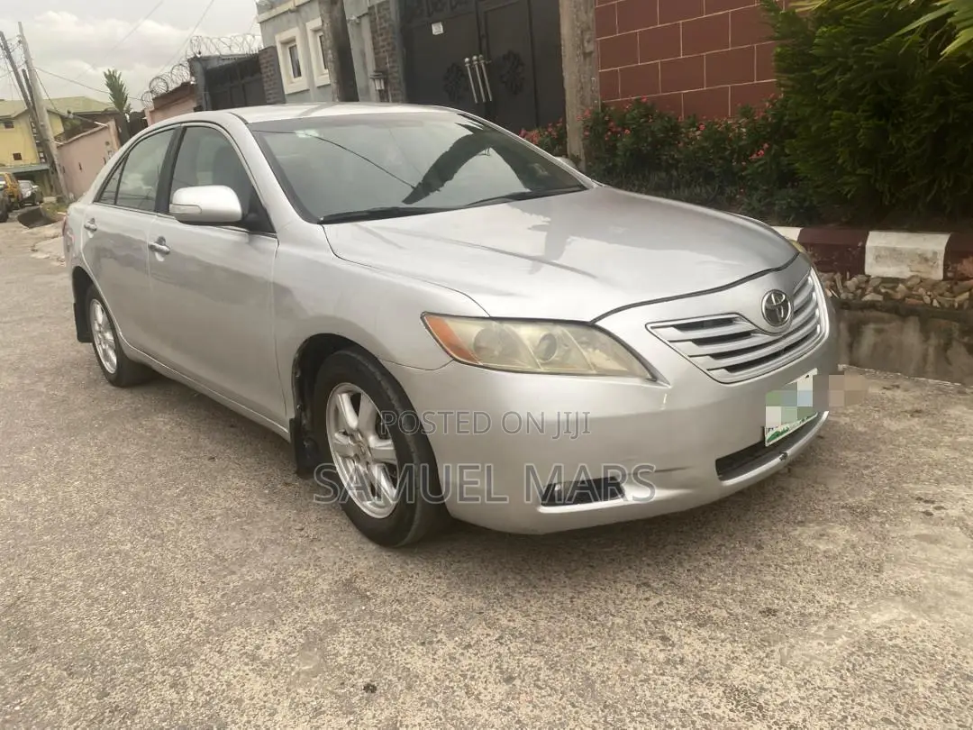 Toyota Camry LE 4dr Sedan (2.4L 4cyl 5A) 2008 Silver